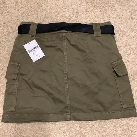 COPY - BNWT Forever 21 skirt - Picture 2 of 5